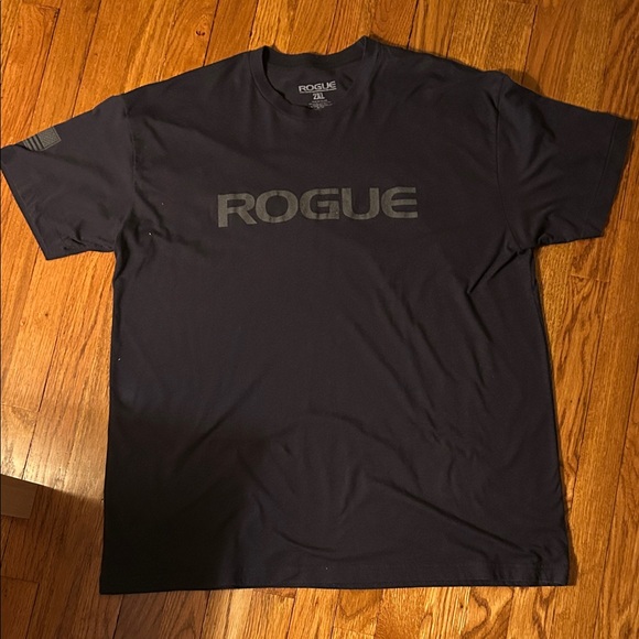 Rogue Men's Dark Navy T-Shirt - Picture 1 of 1